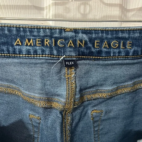American Eagle Men's Distressed Blue Jeans *NEW* - Picture 3 of 5